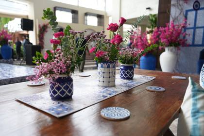 Tablescape and Floral detail — Welcome Lunch decor — Westin